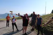 Wanderung der Belegschaft der Firma Mutter über den Grat vom Klingenstock zum Fronalpstock 