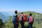 Wanderung der Belegschaft der Firma Mutter über den Grat vom Klingenstock zum Fronalpstock 